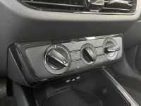 SKODA Fabia 1.0 TSI DSG SHZ PDC KAM LED 15