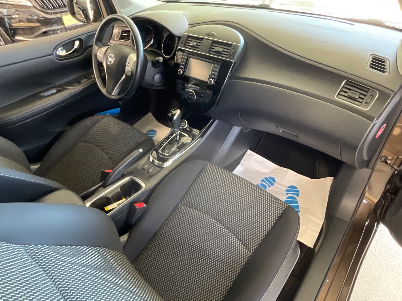 Fahrzeugabbildung Nissan Pulsar N-Tec*Automatik*Navi