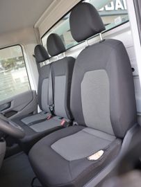 Volkswagen Crafter - 11