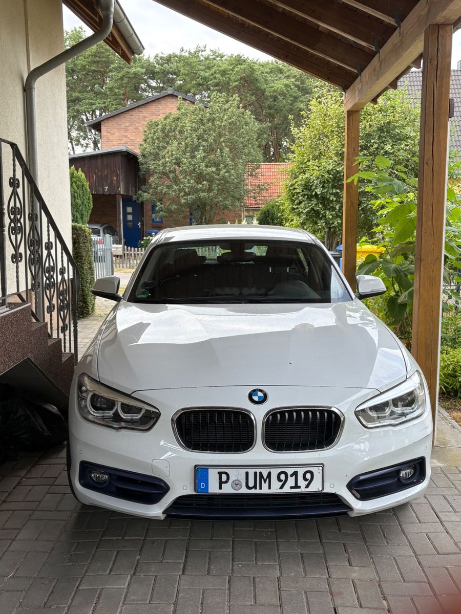 BMW 118i Sport Line Sport Line