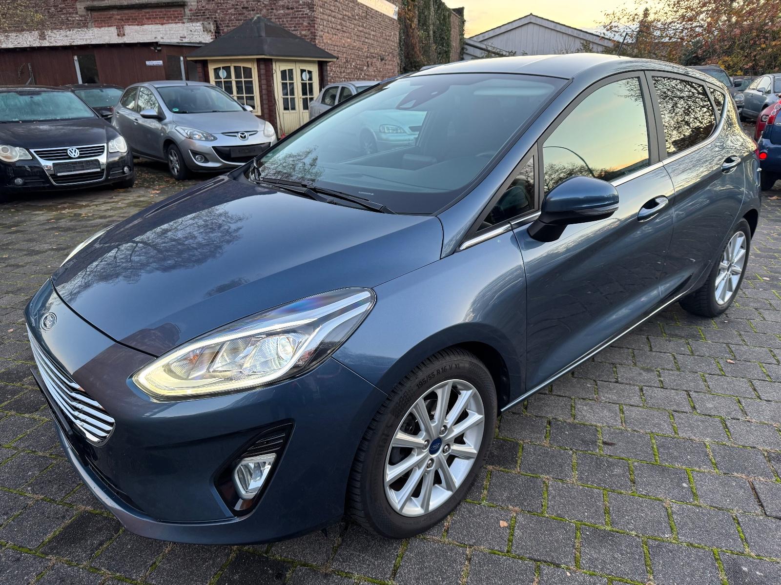 Ford Fiesta Titanium X TÜV NEU/TOP/NAVI/ALU/PDC/B&O/+