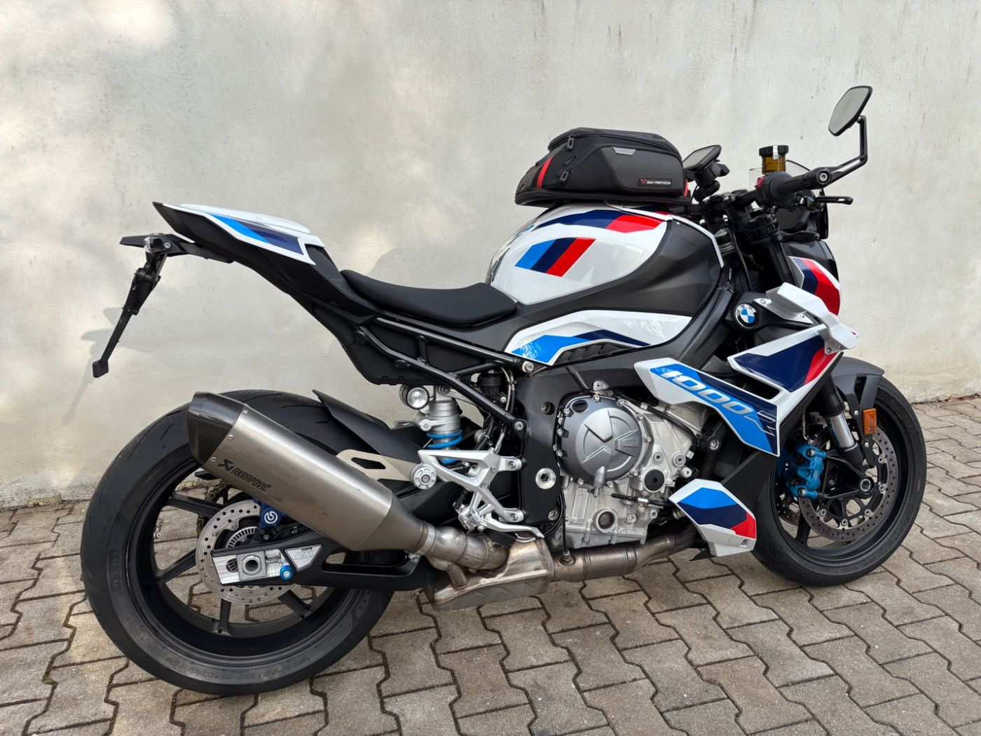 Fahrzeugabbildung BMW M 1000 R Navigator Tankrucksack Garantie bis 04.