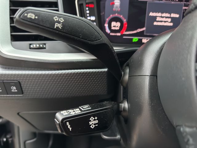 A1 Sportback 25 TFSI advanced S-tronic NAVI LED