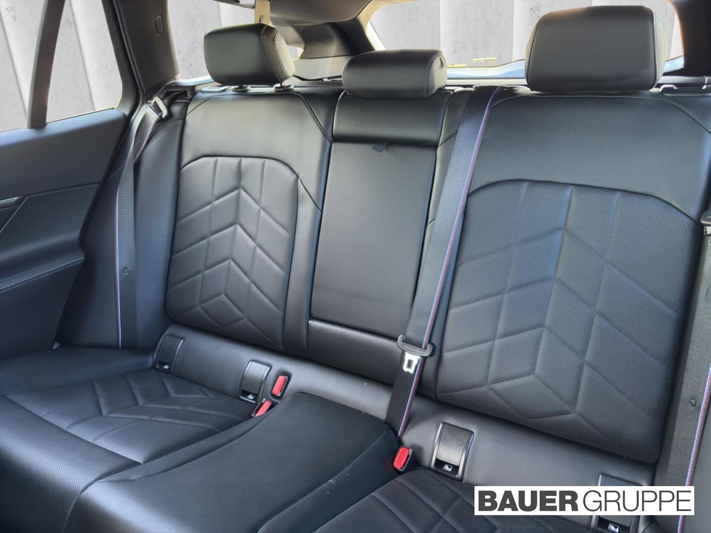 BMW 530 e M Sport Touring Park-Assistent Sportpaket 