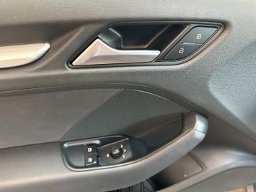 Audi A3 attraction *KLIMA*BI-XENON*TEMPOMAT*