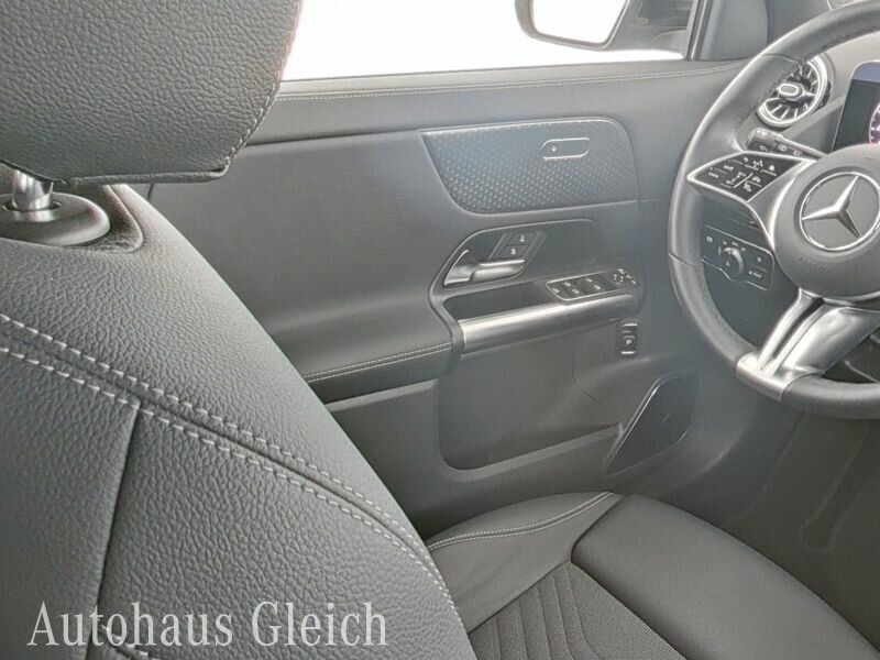 Fahrzeugabbildung Mercedes-Benz GLA 220 Progressive (EURO 6d) Navi/Standheizung