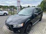 Mitsubishi Outlander Intense 4WD - Mitsubishi aus 2011