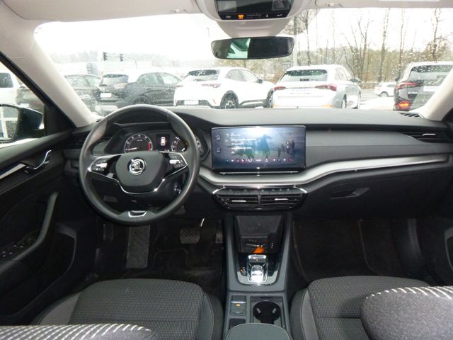 Fahrzeugabbildung Skoda Octavia 1.5 TSI e-Tec Ambition>AUT/LED/SHZ/PDC<