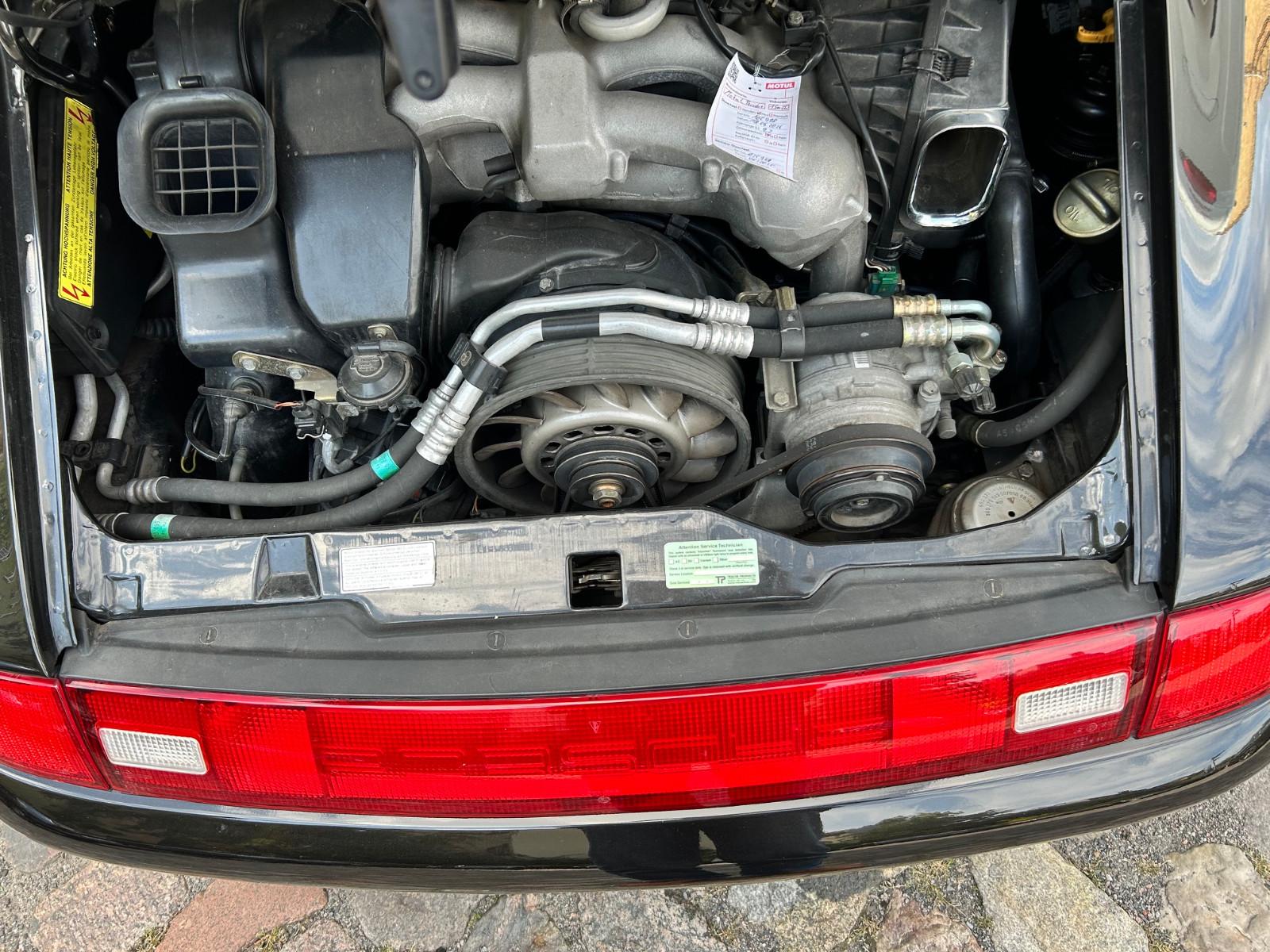 Porsche 993 Targa - Top und im Turbolook!