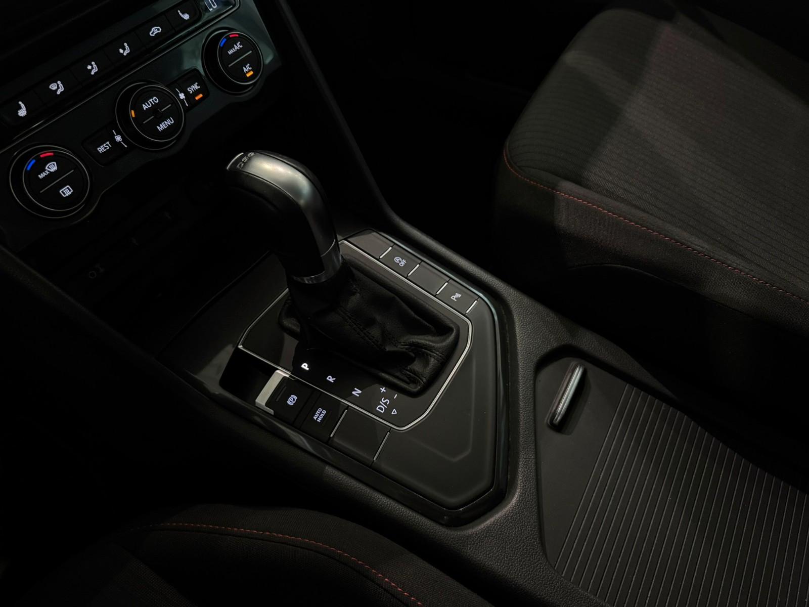 Volkswagen Tiguan Sound BMT/Start-Stopp*AHK*CarPlay*ACC*