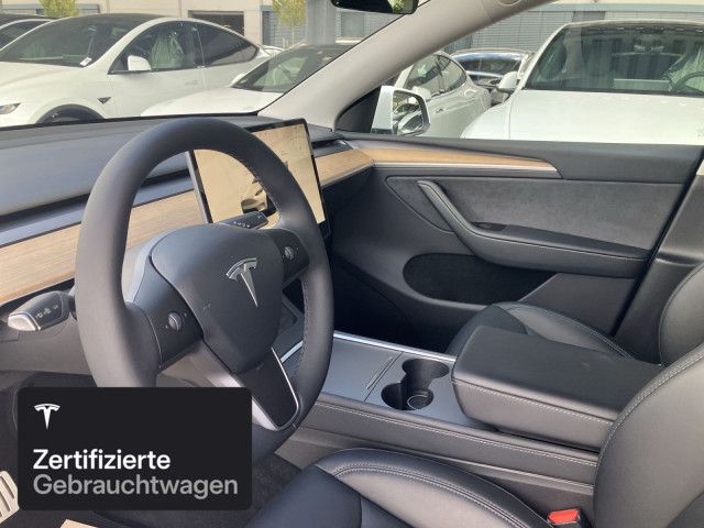 Tesla Model Y Performance foto 11