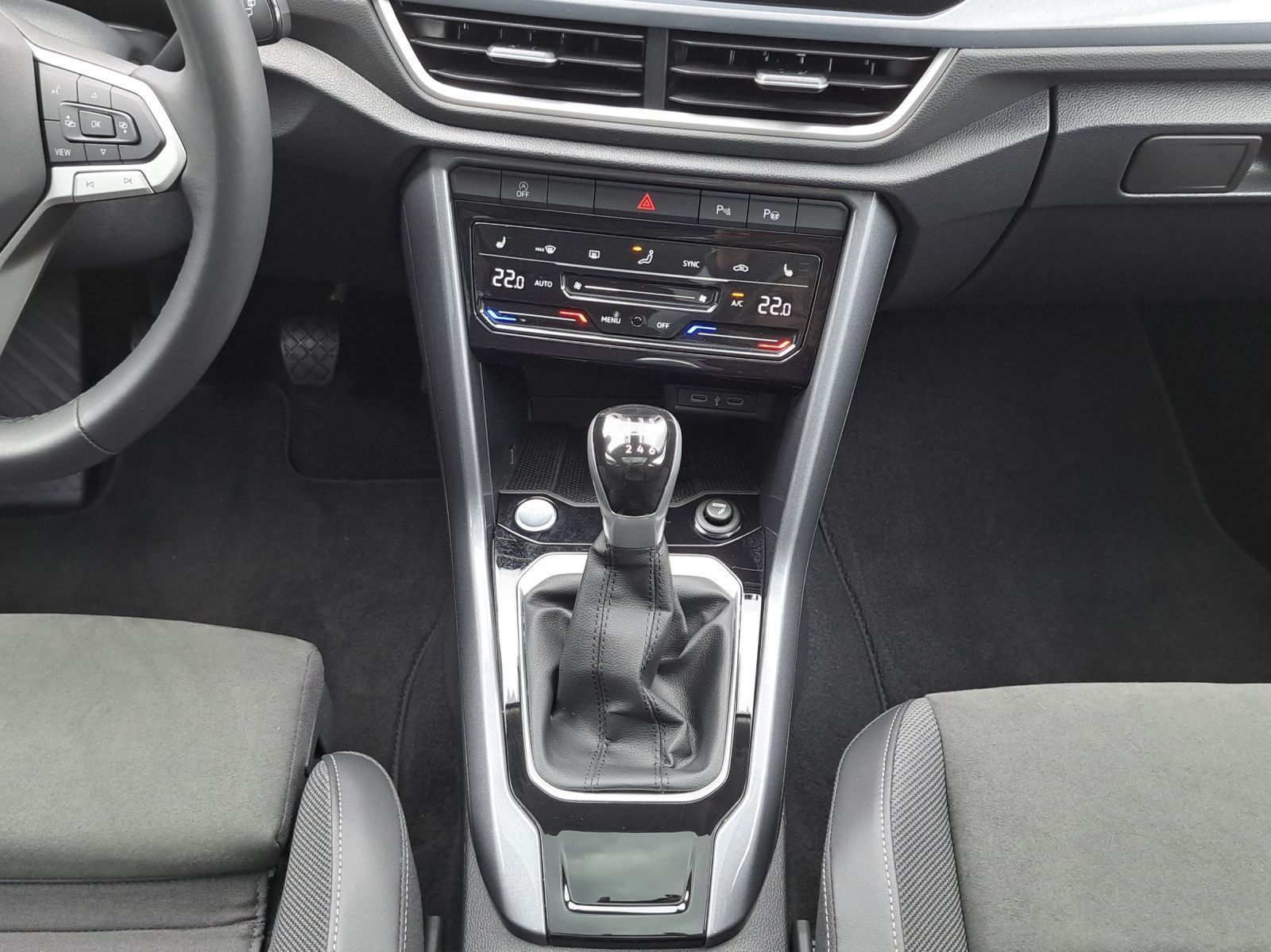 Volkswagen T-Roc - Bild 9