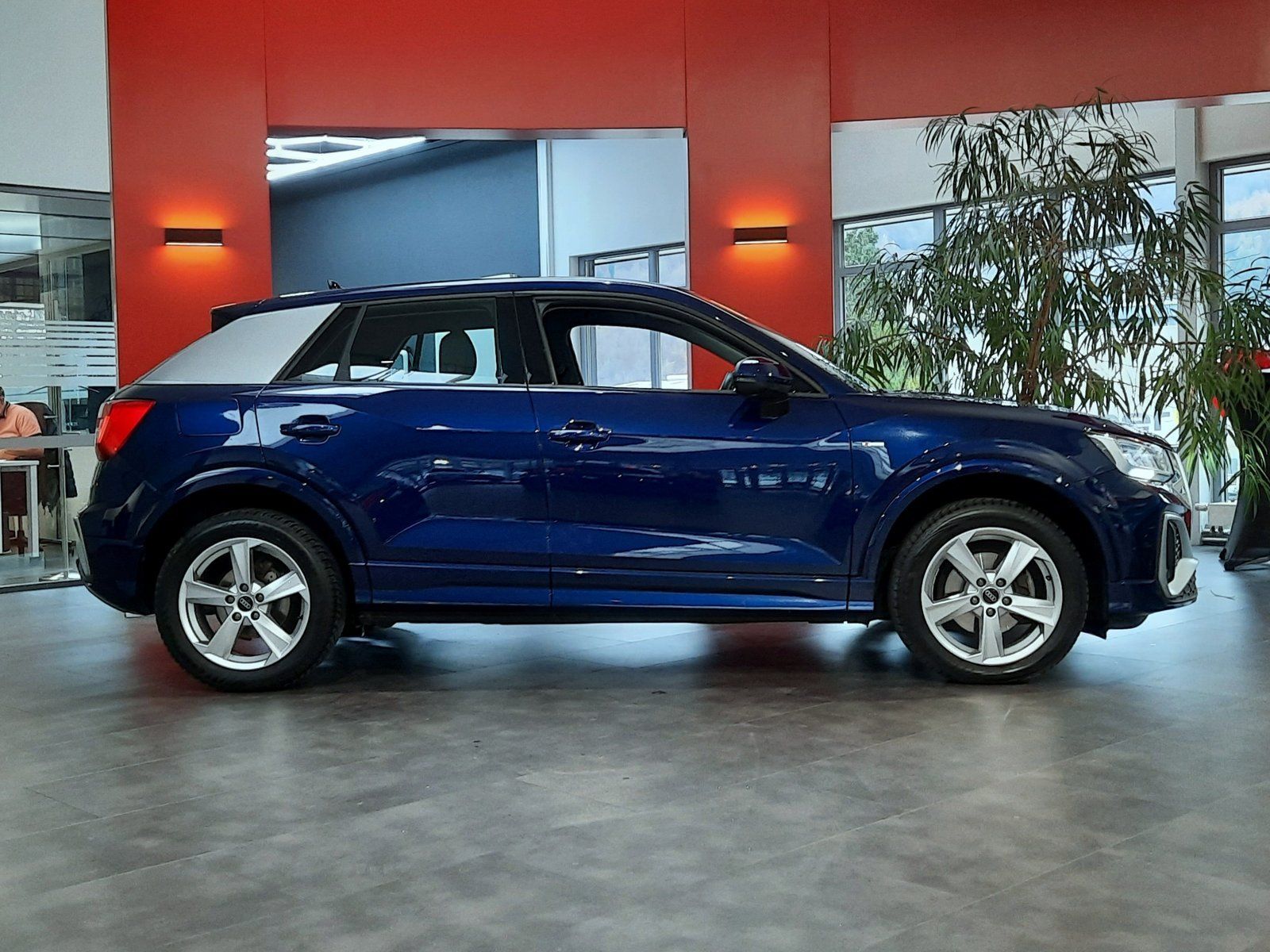 Fahrzeugabbildung Audi Q2 30 TDI S-line S-tronic *Navi*Cam*LED*PDC*ACC*