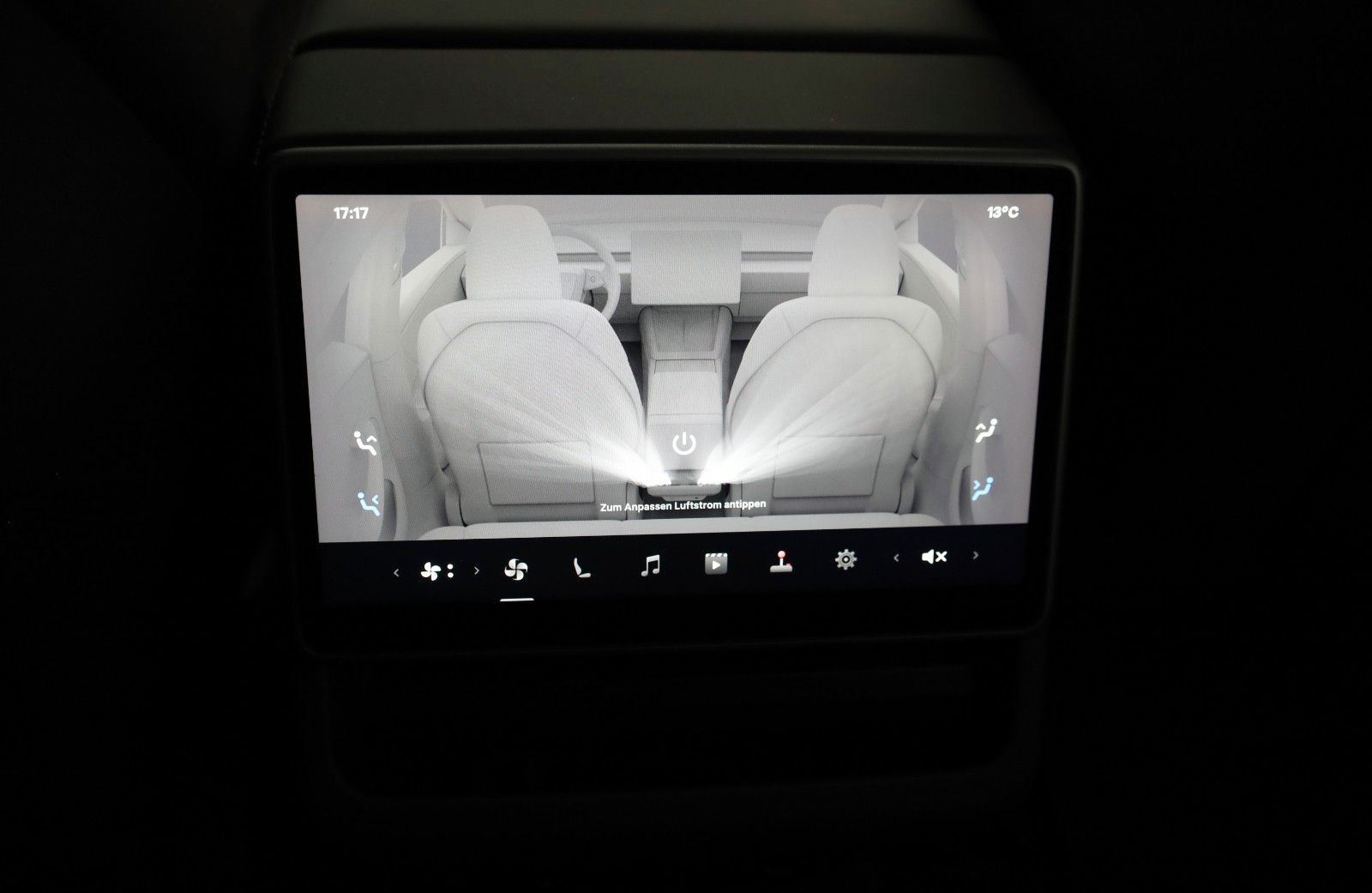 Fahrzeugabbildung Tesla Model 3 Long Range Dual AWD,Navi,Kamera,Panorama