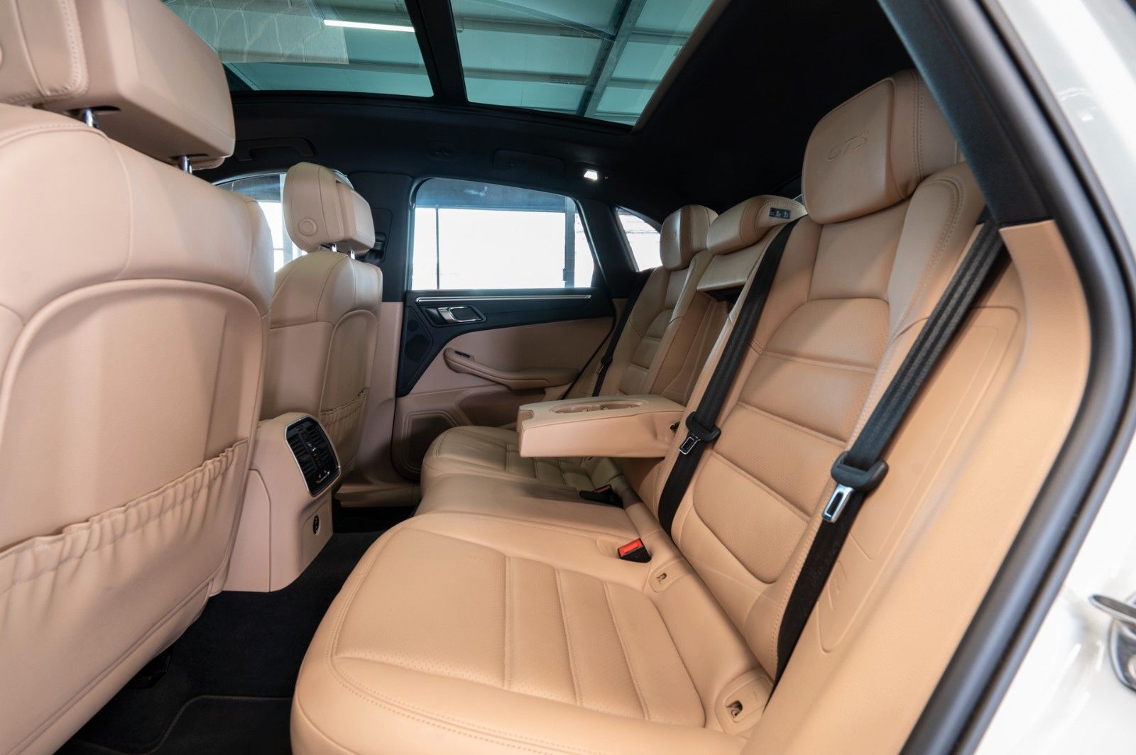 Porsche Macan GTS SPORT-DESIGN AHK ACC PANO 21-ZOLL foto 17