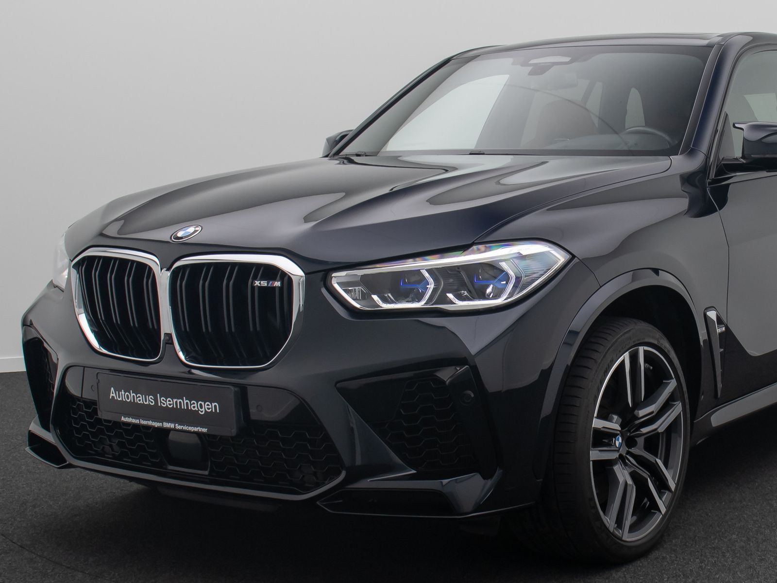 Fahrzeugabbildung BMW X5 M 360°B&W Panorama HUD Massage DAB FondEntert