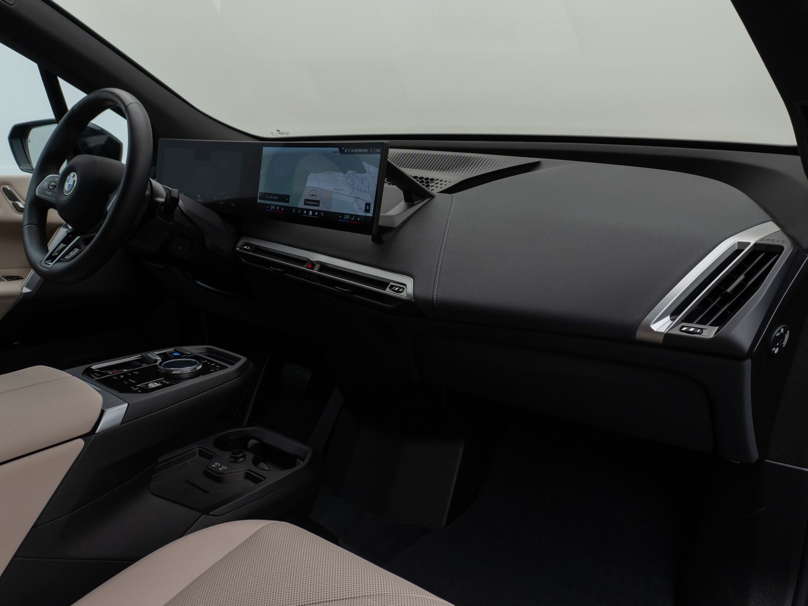 Fahrzeugabbildung BMW iX xD40 Laser 360°DAB H/K SoftCl ACC AHK Sport