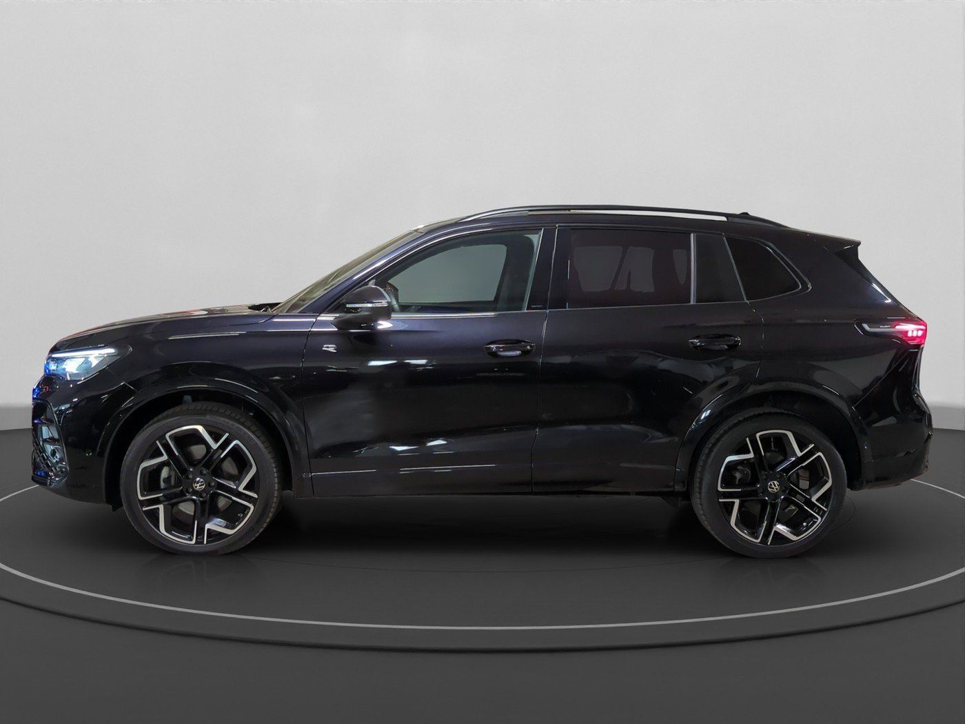 Volkswagen Tiguan 2.0 TDI DSG 4M R-Line Black Style MATRIX foto 3