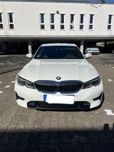 BMW 330d M Paket - BMW 330 mit Diesel-Antrieb: Limousine, 330d M Paket
