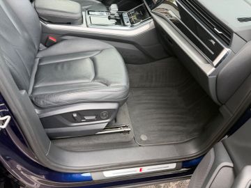 Audi Q7 - 12