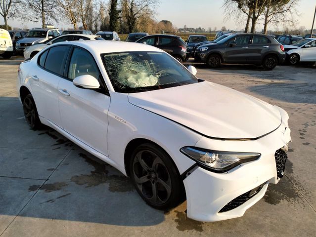 Alfa Romeo Giulia 2.2 t 210 CV AT8 AWD Q4 Veloce