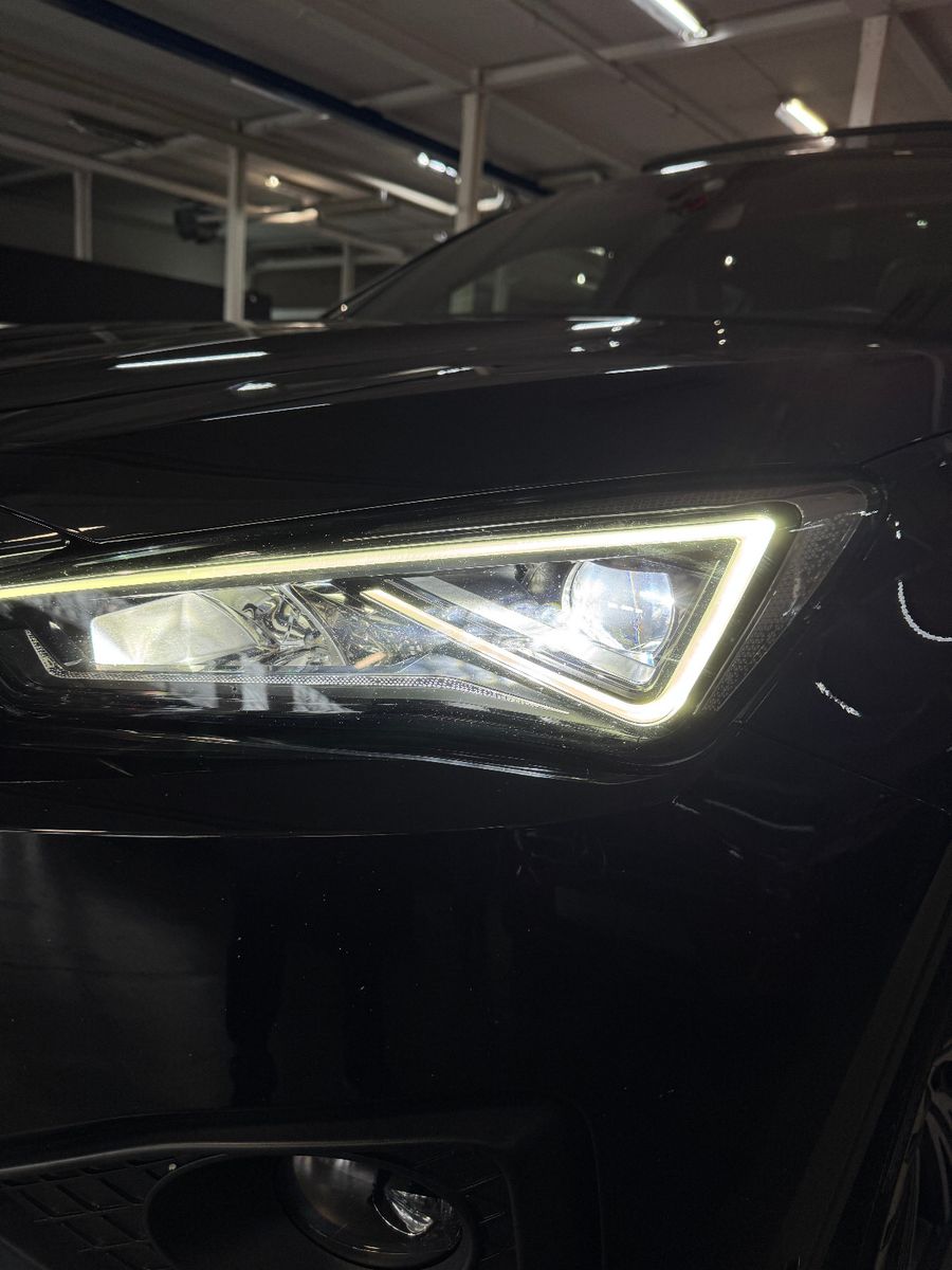 Fahrzeugabbildung SEAT Tarraco Xcellence 4DRIVE 7-SITZER ABSOLUT VOLL