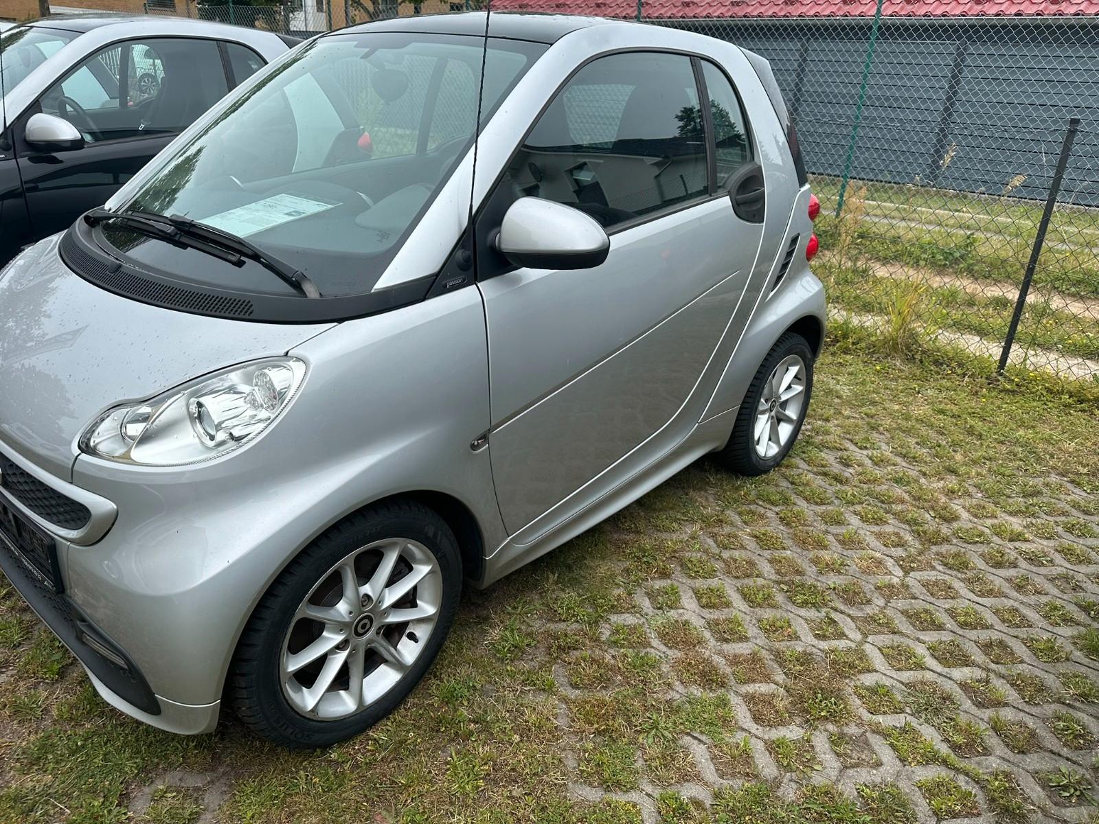 Smart ForTwo Passion ,Navi,Pano 52kW