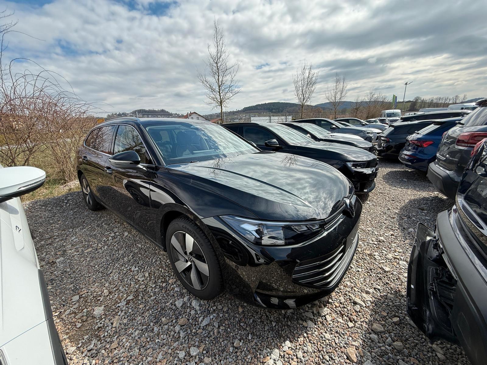 Volkswagen Passat Variant 1.5 eTSI 110 kW Business