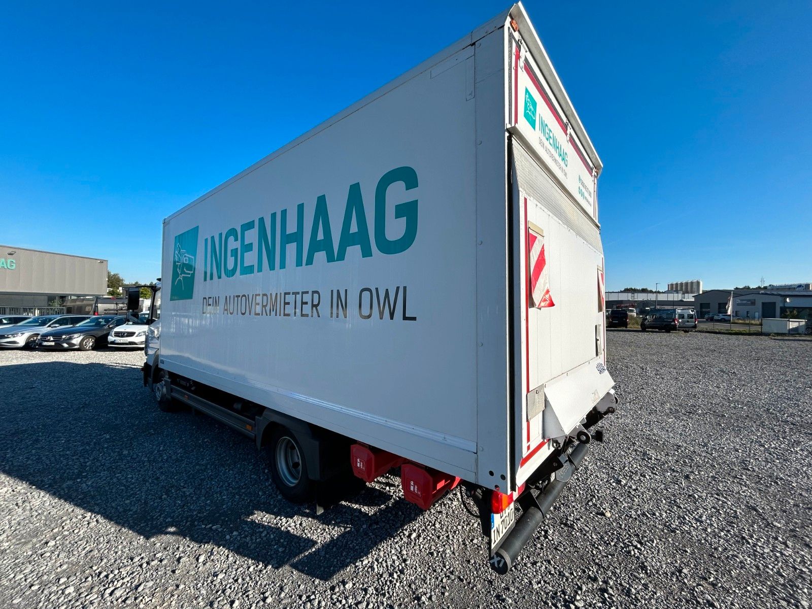 Fahrzeugabbildung Mercedes-Benz Atego 818 L Koffer  LBW  Automatic AHK