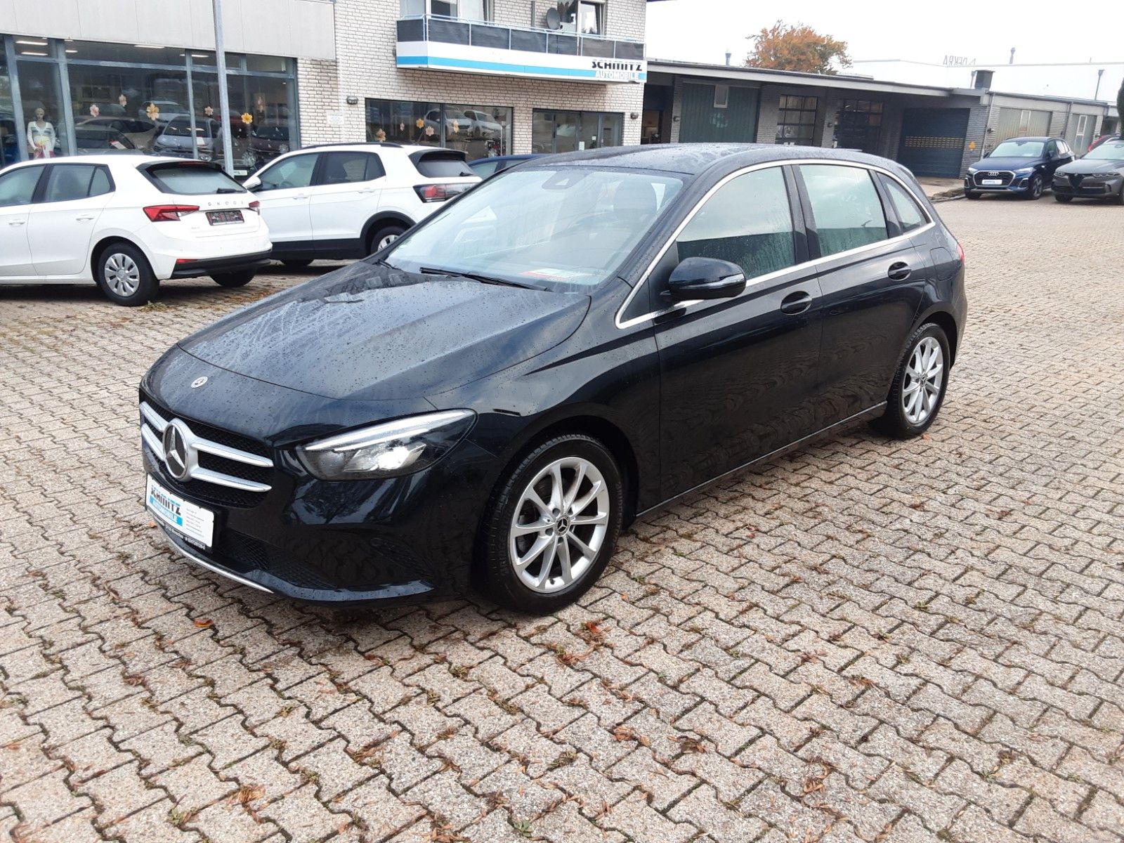 Mercedes-Benz B 200 Progressive Navi AppCon PDC SH LED AHK foto 1