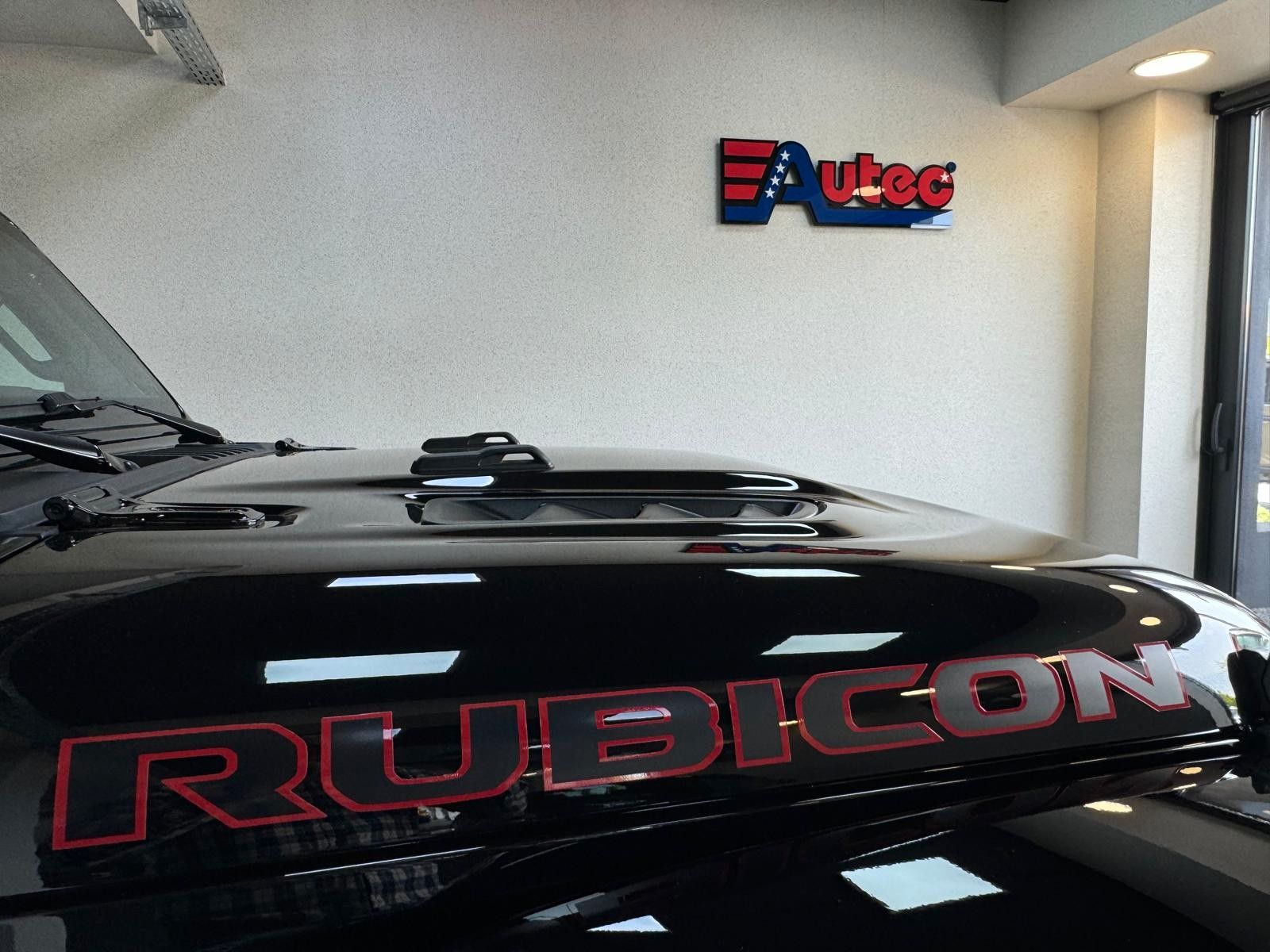 Fahrzeugabbildung Jeep RUBICON X 3.6L-V6-CAM-35"-AHK-HT