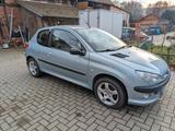 Peugeot Biete einen rostfreien Peugeot 206 s16 an - Peugeot 206: S16