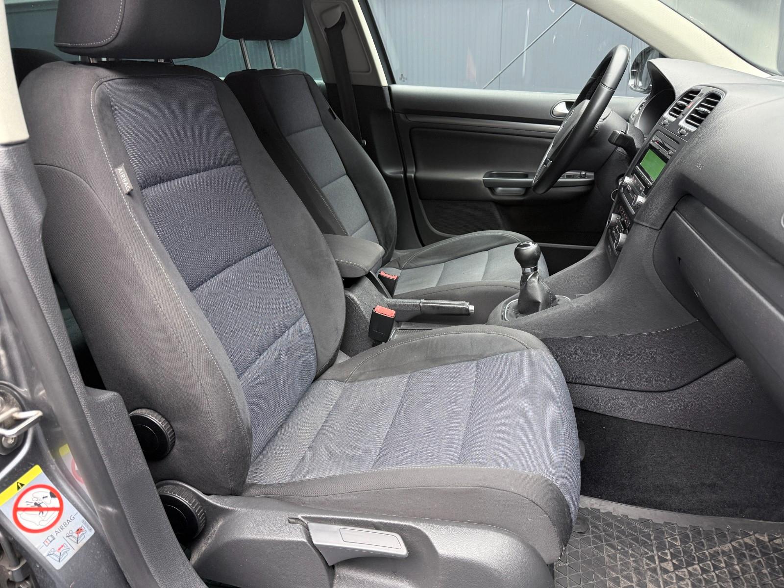 Volkswagen Golf 2011 — photo 5