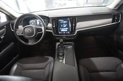 Fahrzeugabbildung Volvo V90 2.0 D4 MOMENTUM PRO 4X4 LED/VIRTUAL/SHZ/ACC