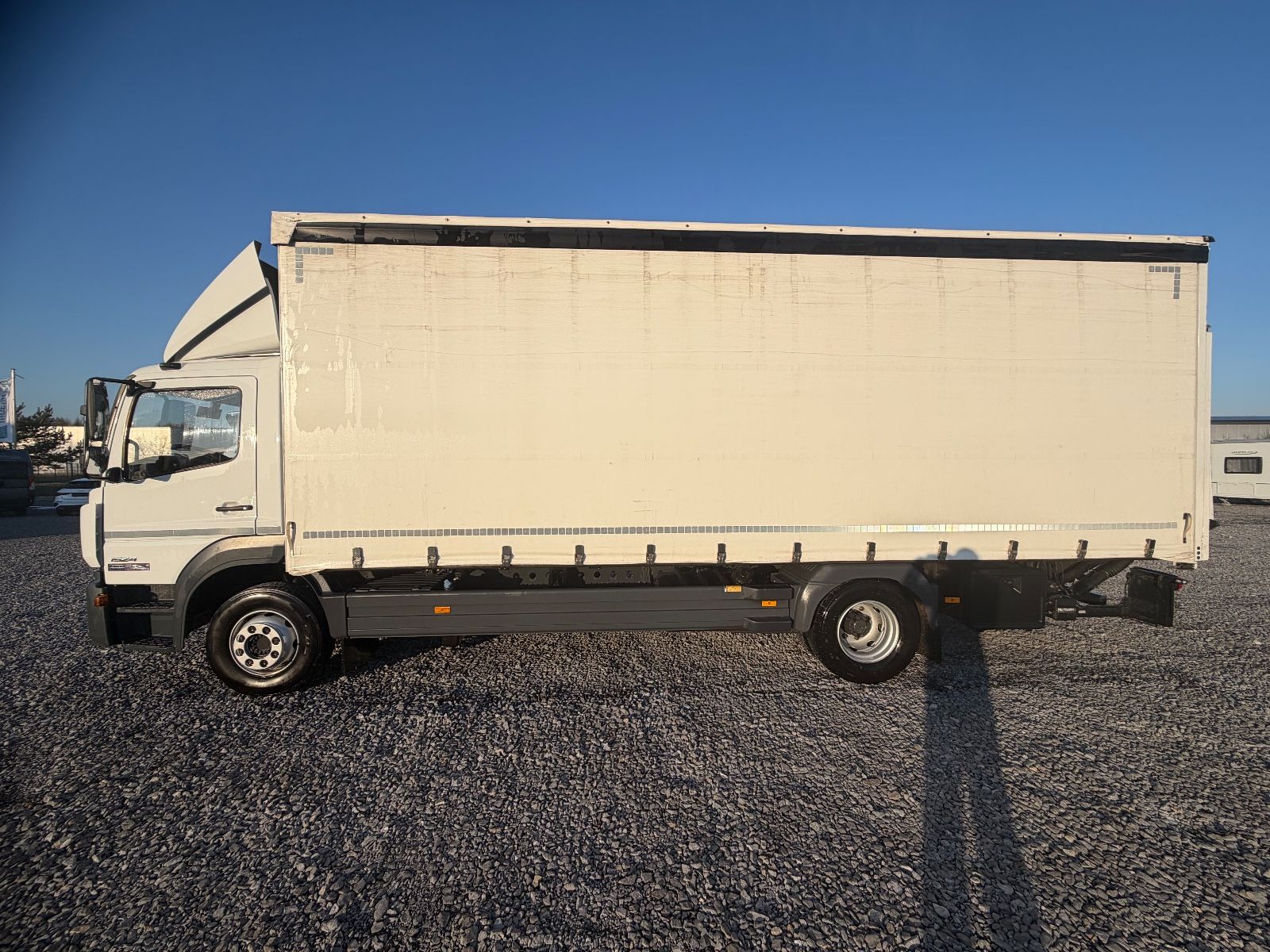 Fahrzeugabbildung Mercedes-Benz Atego  1524 LBrake-Assist LBW  ABS / ASR