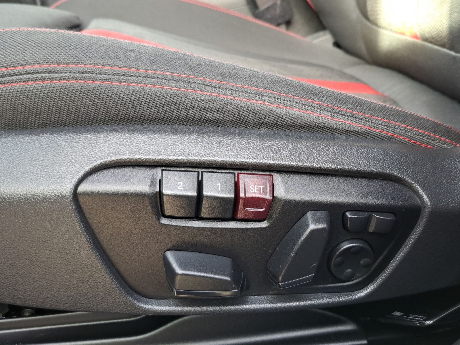 X1 xDrive 20 d Sport Line AHK Navi Kamera