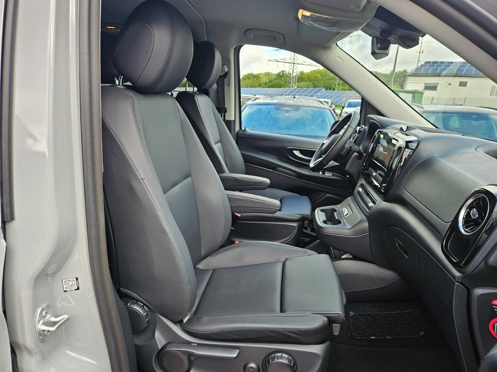 Fahrzeugabbildung Mercedes-Benz Vito 119 Tourer lang SELECT Sport LED*LEDER*AHK