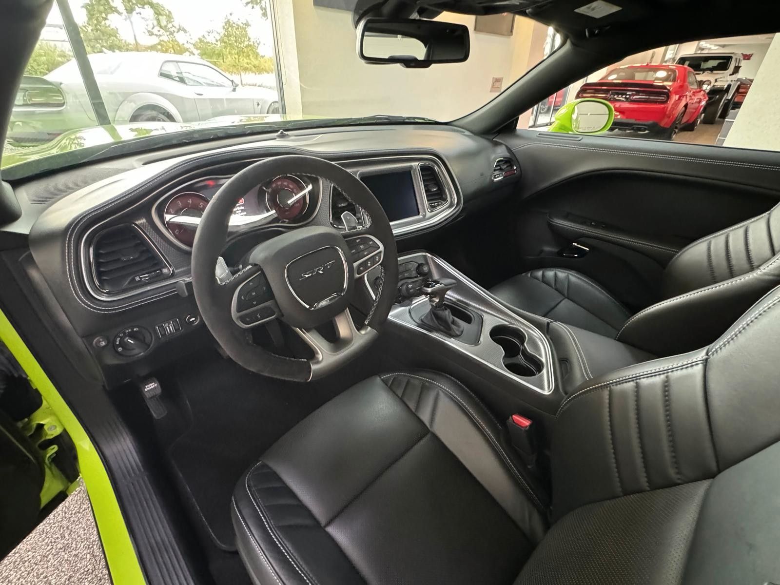 Fahrzeugabbildung Dodge CHALLENGER HELLCAT JAILBREAK-LAGUNA-SUNROOF-LAST