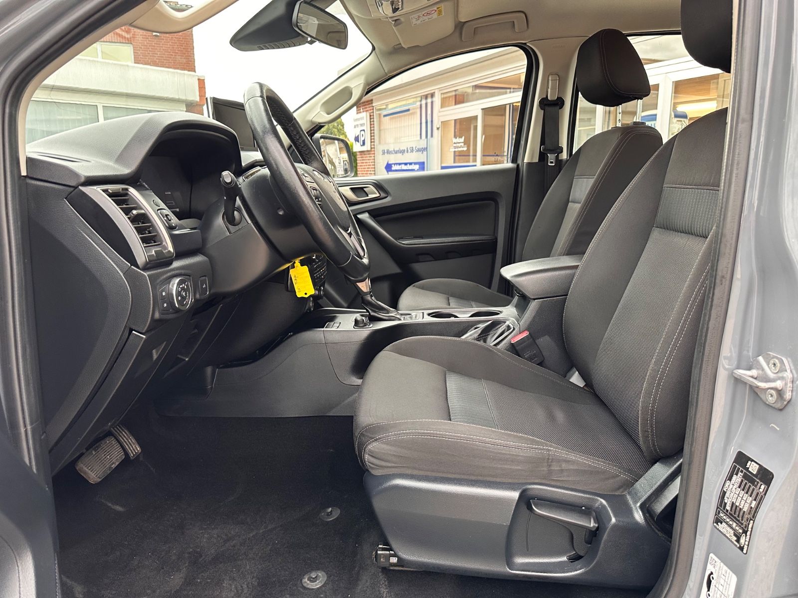 Fahrzeugabbildung Ford Ranger Wolftrak 2.0 TDCi 4x4 Autom. Doka/AHK/GRA