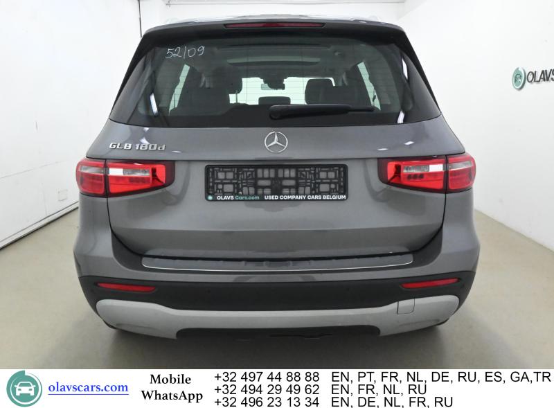 Mercedes-Benz GLB 180