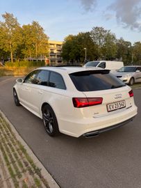 Audi A6 - 4