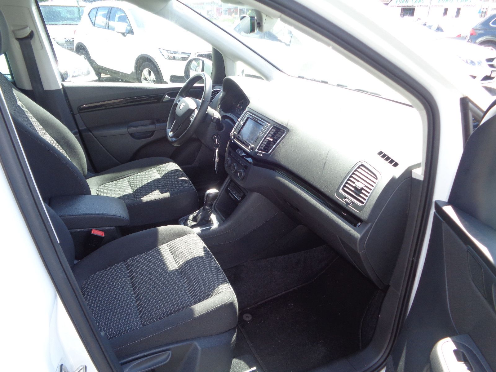 Fahrzeugabbildung SEAT Alhambra Style / KAMERA / NAVI / MWST