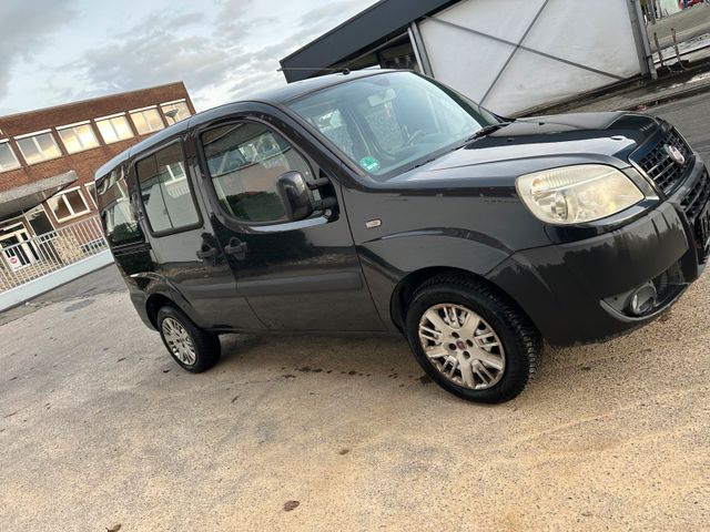 Fiat Doblo Family 7 Sitzer