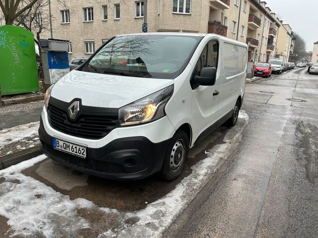 RENAULT Trafic