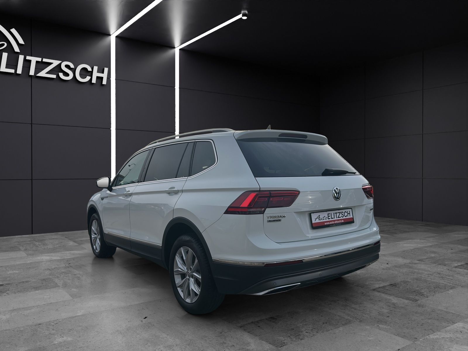Fahrzeugabbildung Volkswagen Tiguan Allspace Highline 4M TDI DSG LED ACC AHK
