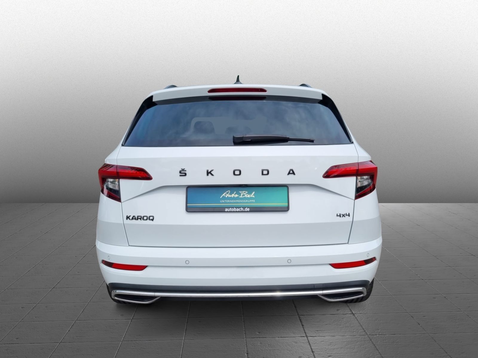 Skoda Karoq Sportline 2.0TSI 4x4 DSG Navi LED Panorama imagem 3