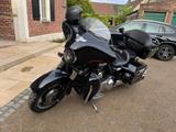 Harley-Davidson RoadKing Police FLHP (US-Import) - HARLEY-DAVIDSON US