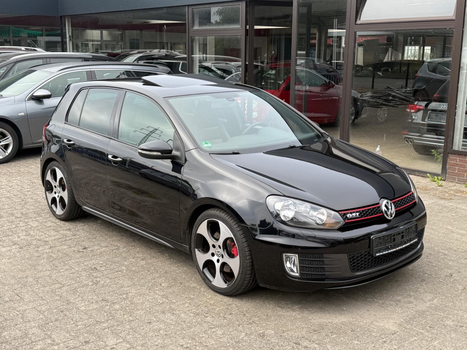 Volkswagen Golf VI GTI*LEDER*DSG*ESGD*SHZ*KAMERA***