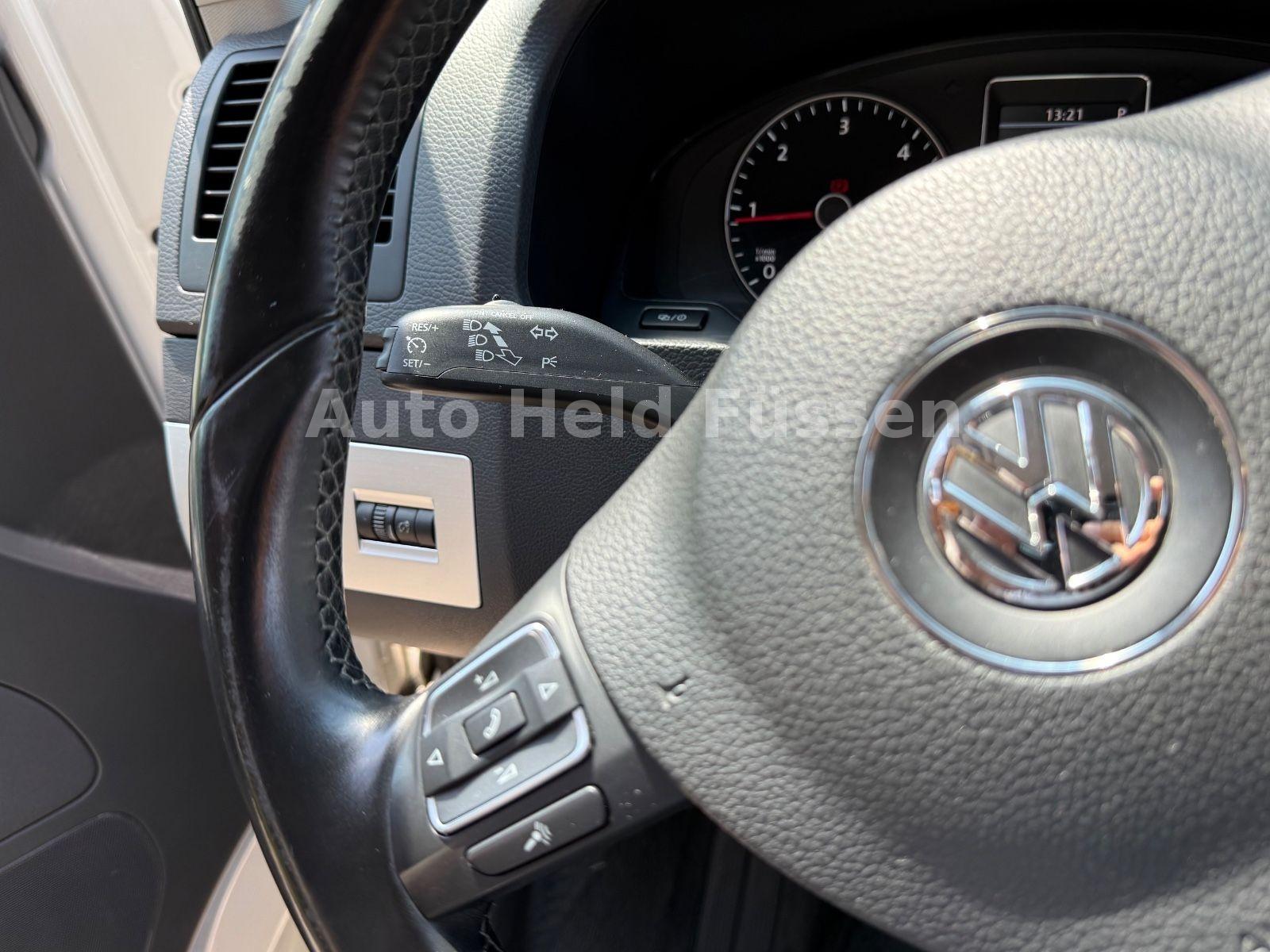 VOLKSWAGEN T5 MULTIVAN LIFE 2.0 TDI 180ch DSG - 7 PLACES - PORTES COULISSANTES ÉLECTRIQUES - ATTELAGE - CAMÉRA DE RECUL