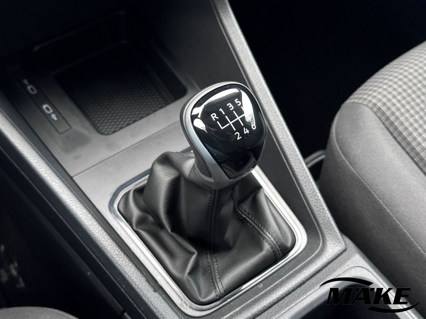 Caddy Cargo 2.0 TDI 4motion AHZV PDC GRA ALU NAV